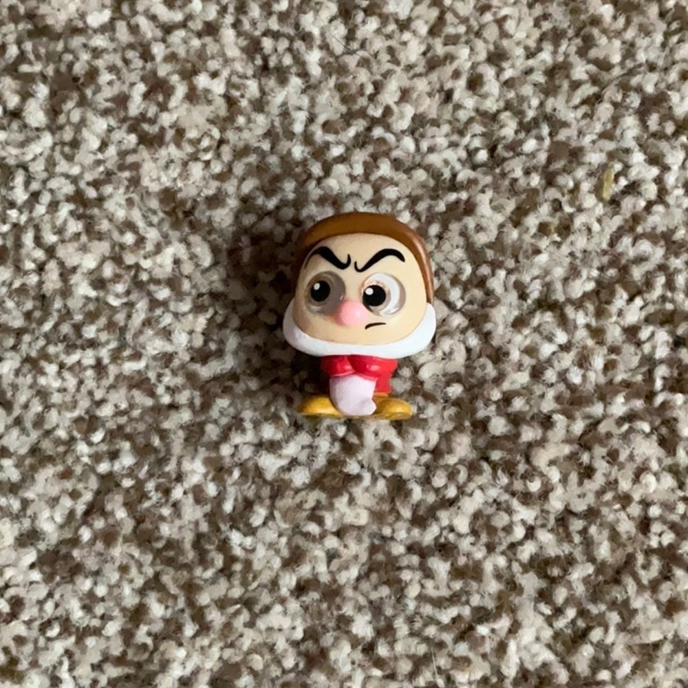 Grumpy Doorable Figurine Series 6